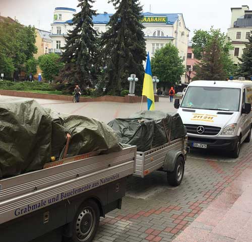 Автопробіг "Великодня поїздка за свободу та єдність України" прибув до Франківська Автопробіг "Великодня поїздка за свободу та єдність України" прибув до Франківська