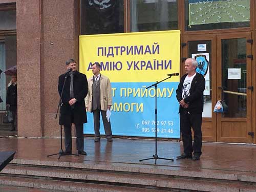 Автопробіг "Великодня поїздка за свободу та єдність України" прибув до Франківська Автопробіг "Великодня поїздка за свободу та єдність України" прибув до Франківська