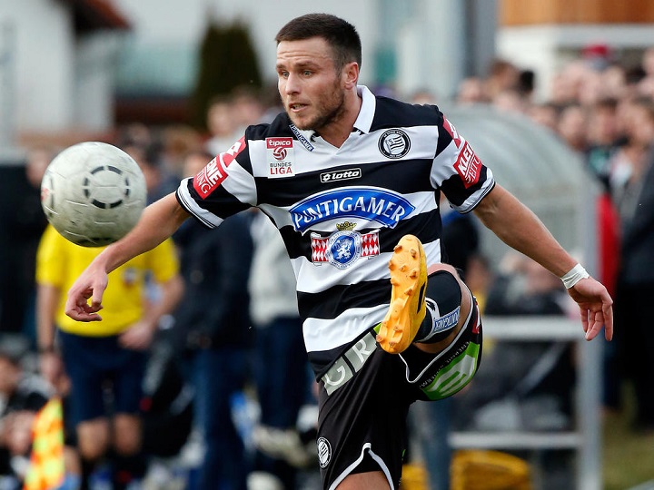 GRZA,AUSTRIA,10.JAN.15 - SOCCER - tipico Bundesliga, Sturm Graz vs SC Weiz, test match. Image shows Igor Oshchypko (Sturm). Photo: GEPA pictures/ David Rodriguez Anchuelo