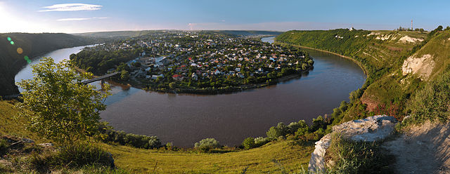 Вікіпедія відібрала 12 найкращих ландшафтних фото України