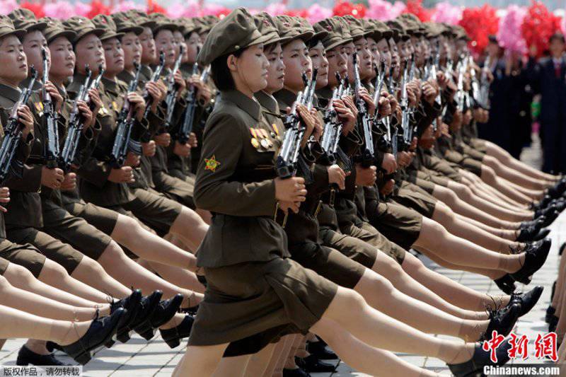Военный парад в Пхеньяне