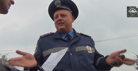 Журналісту запропонували пройти тест на алкоголь невідомим приладом Журналісту запропонували пройти тест на алкоголь невідомим приладом