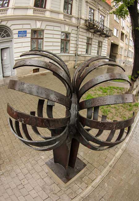 Ковалі знову зробили подарунок Івано-Франківську