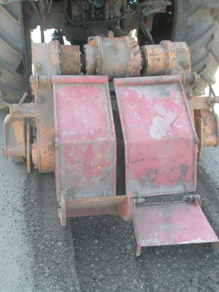 На Прикарпатті продовжують латати дороги