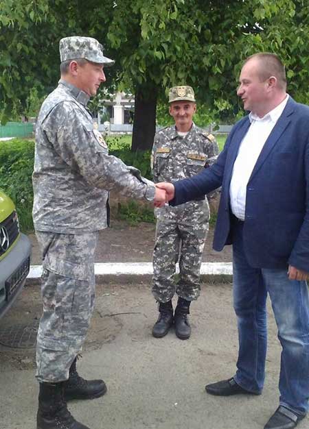 Загиблому в АТО прикарпатцю відкрили меморіальну дошку