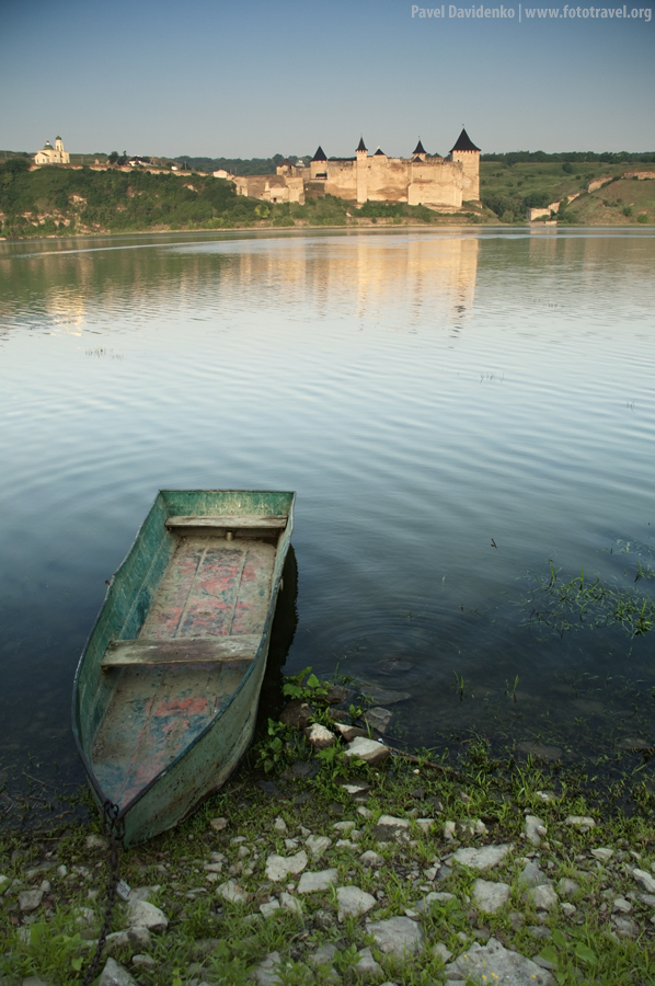 Castle Khotin. Dawn.