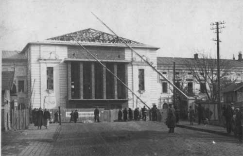 Залізничний вокзал під час німецької окупації