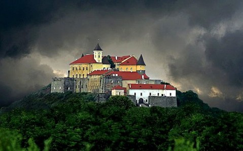 Замок Паланок Замок Паланок